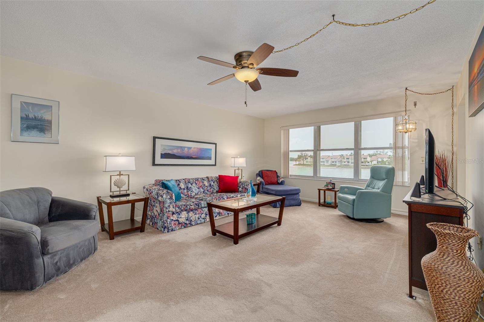 5220 BRITTANY DR S #210