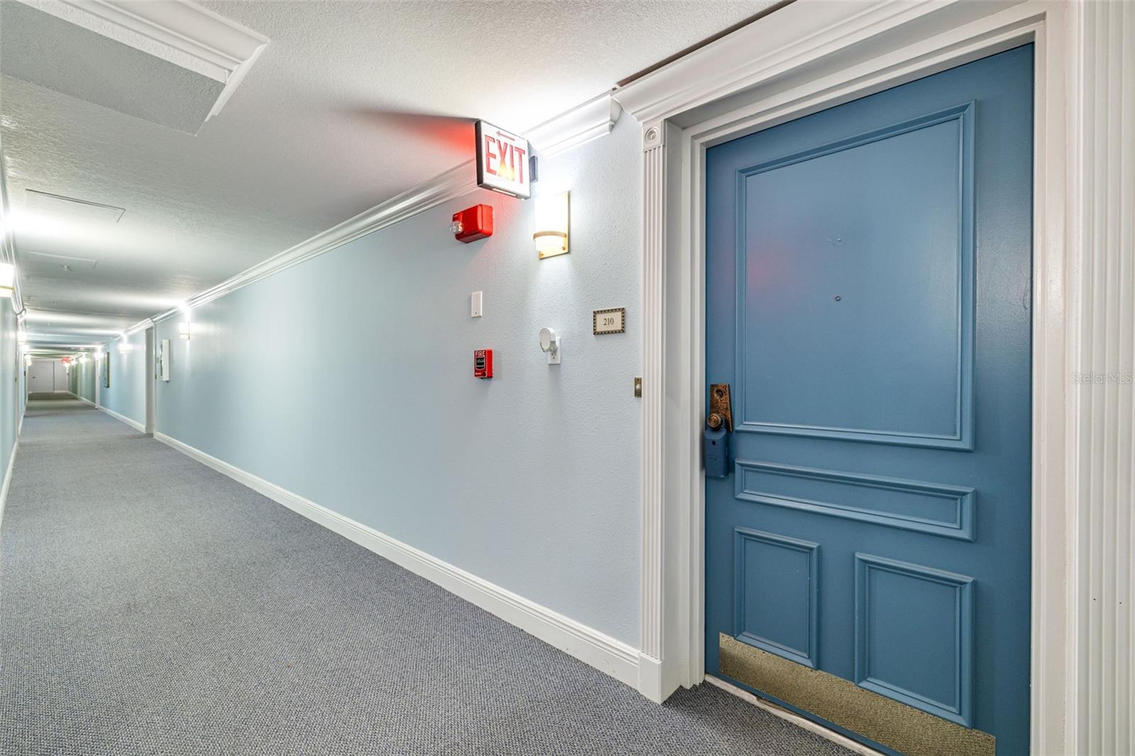 5220 BRITTANY DR S #210