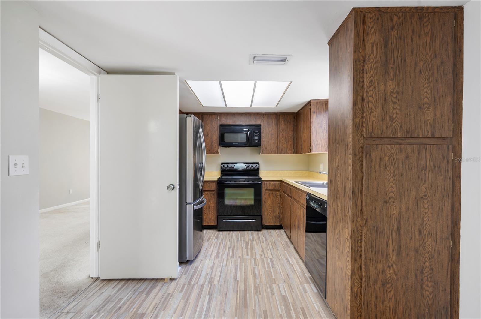 4006 CYPRESS LANE #4006 #4006