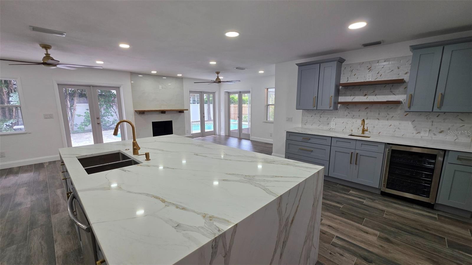 4820 W SAN MIGUEL ST