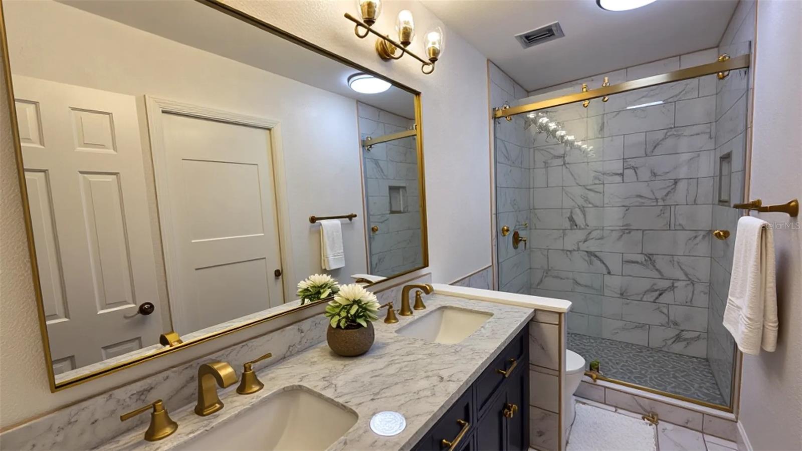 4820 W SAN MIGUEL ST