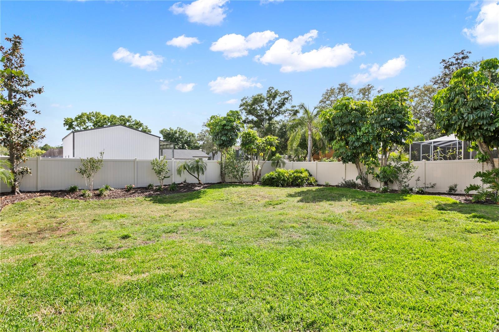 6114 NATIVE WOODS DR