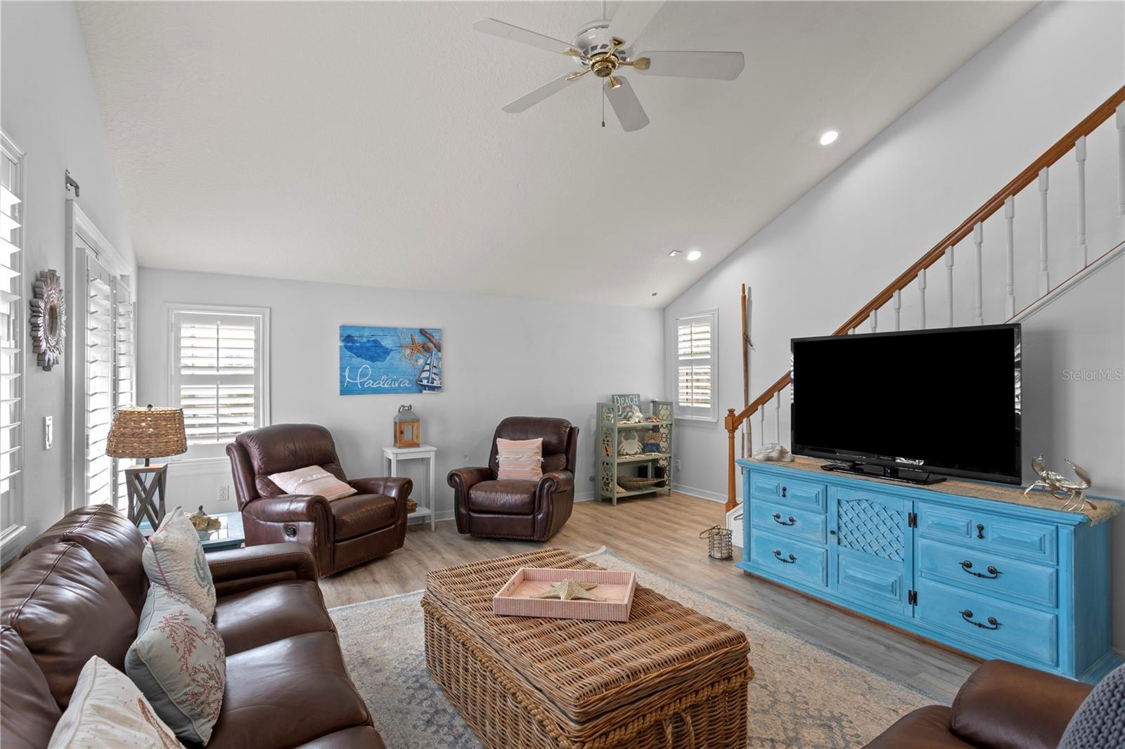 13095 GULF LN