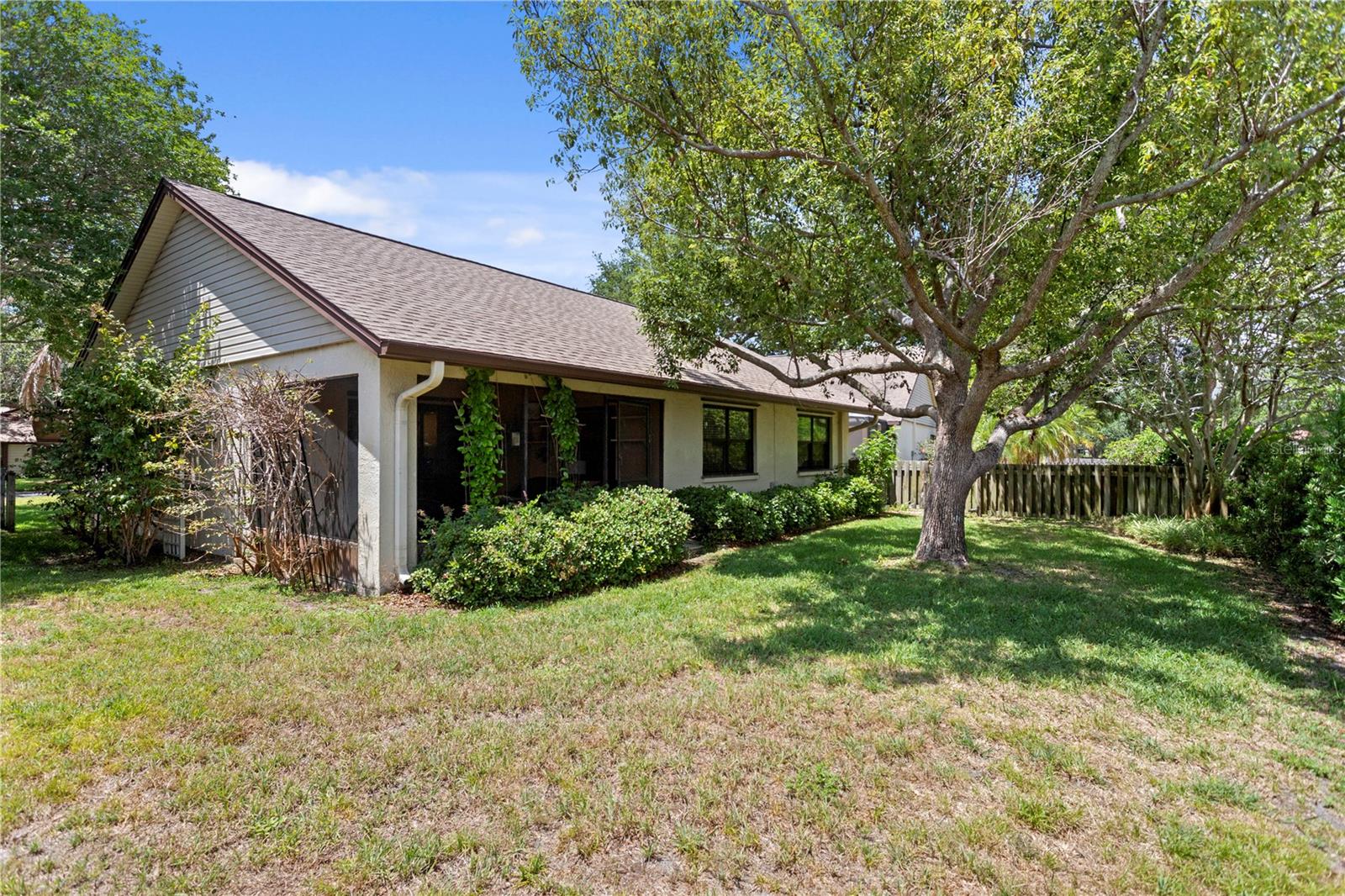 2449 BAY BERRY CT