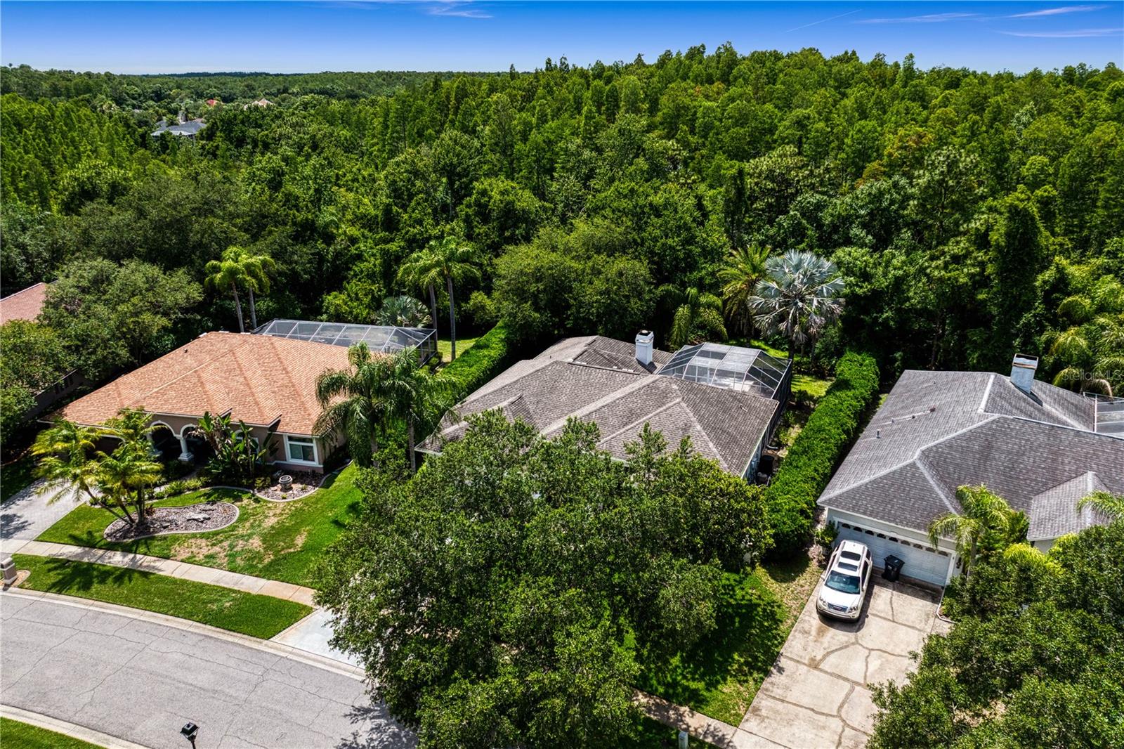 6123 SAVOY CIR