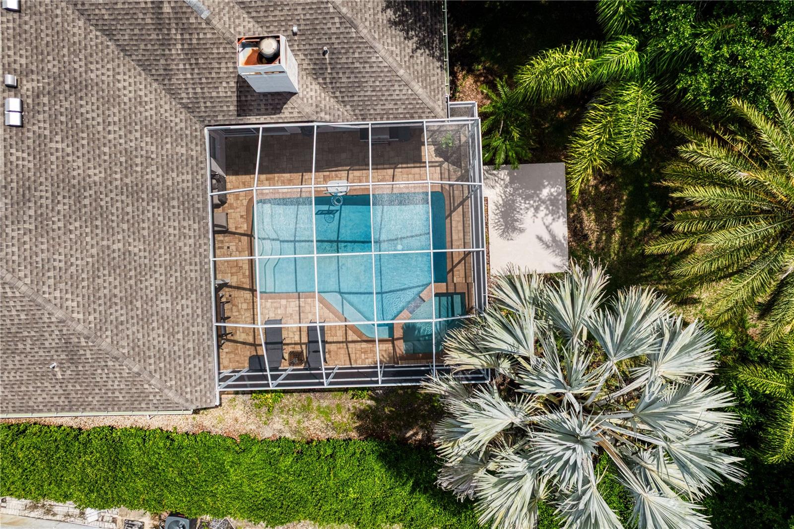 6123 SAVOY CIR