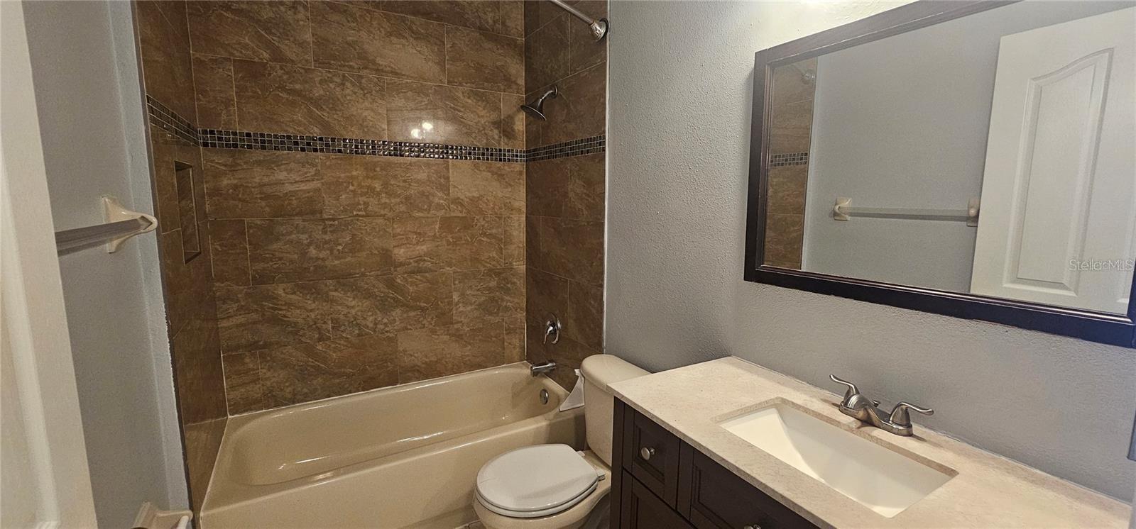 4337 DEERMONT CIR