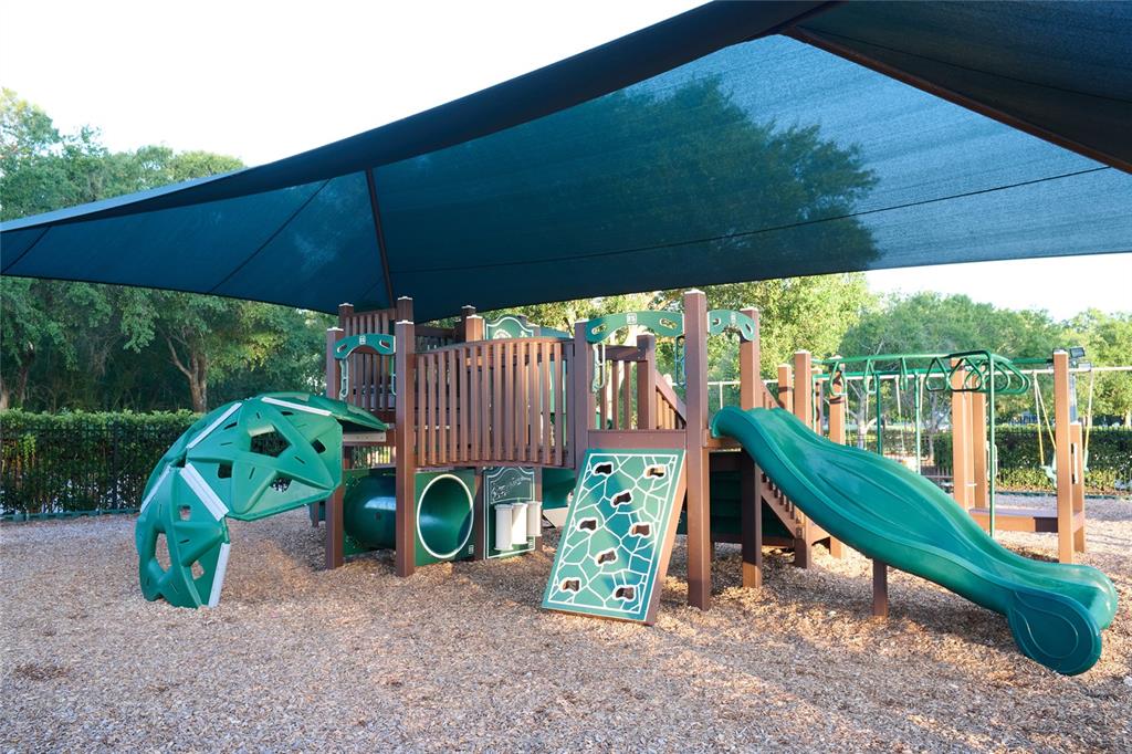 15406 SIR MAXWELL COURT