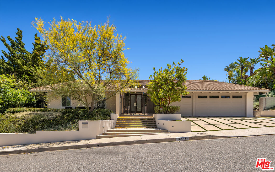 16544 Park Lane Cir