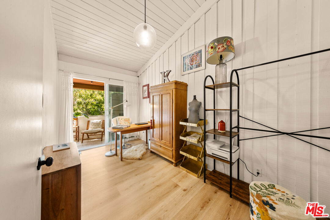 6425 Green Valley Cir Unit: 302