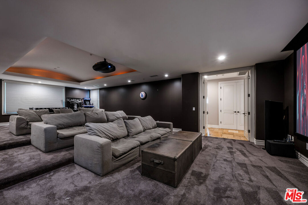 25043 Abercrombie Ln