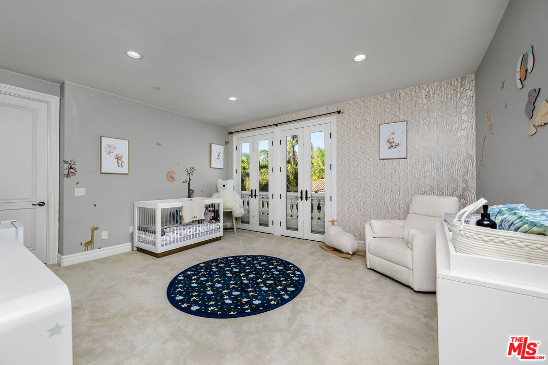 25043 Abercrombie Ln