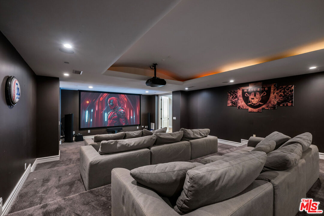 25043 Abercrombie Ln