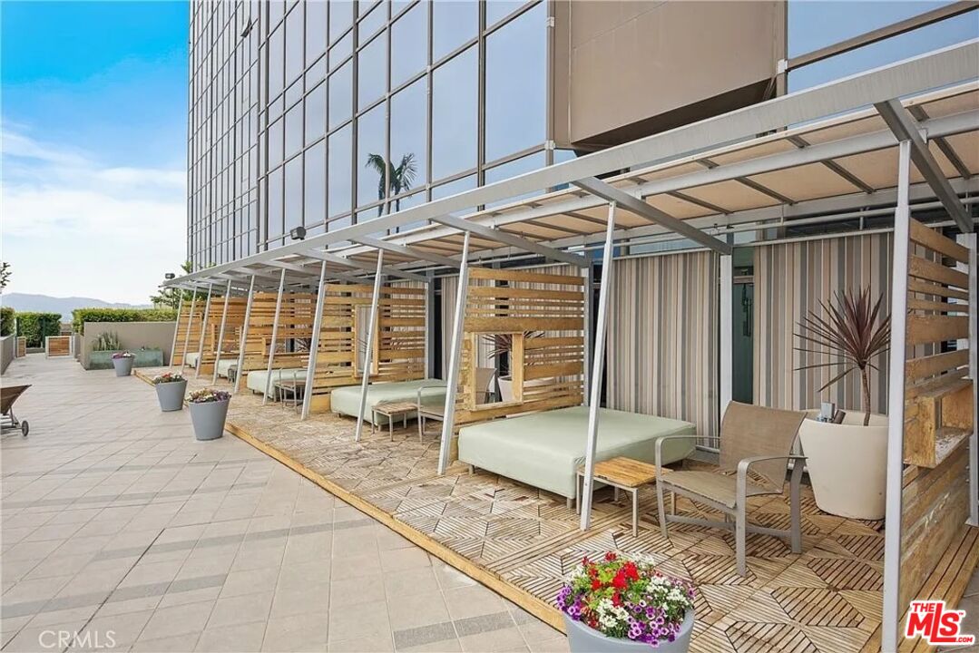 1100 Wilshire Blvd Unit: 1911