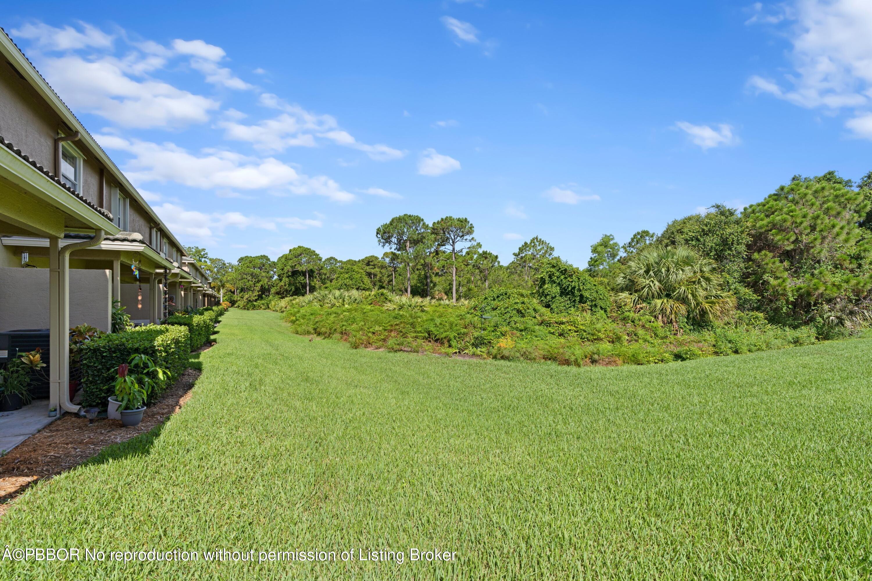 2970 SE Lexington Lakes Drive, 1