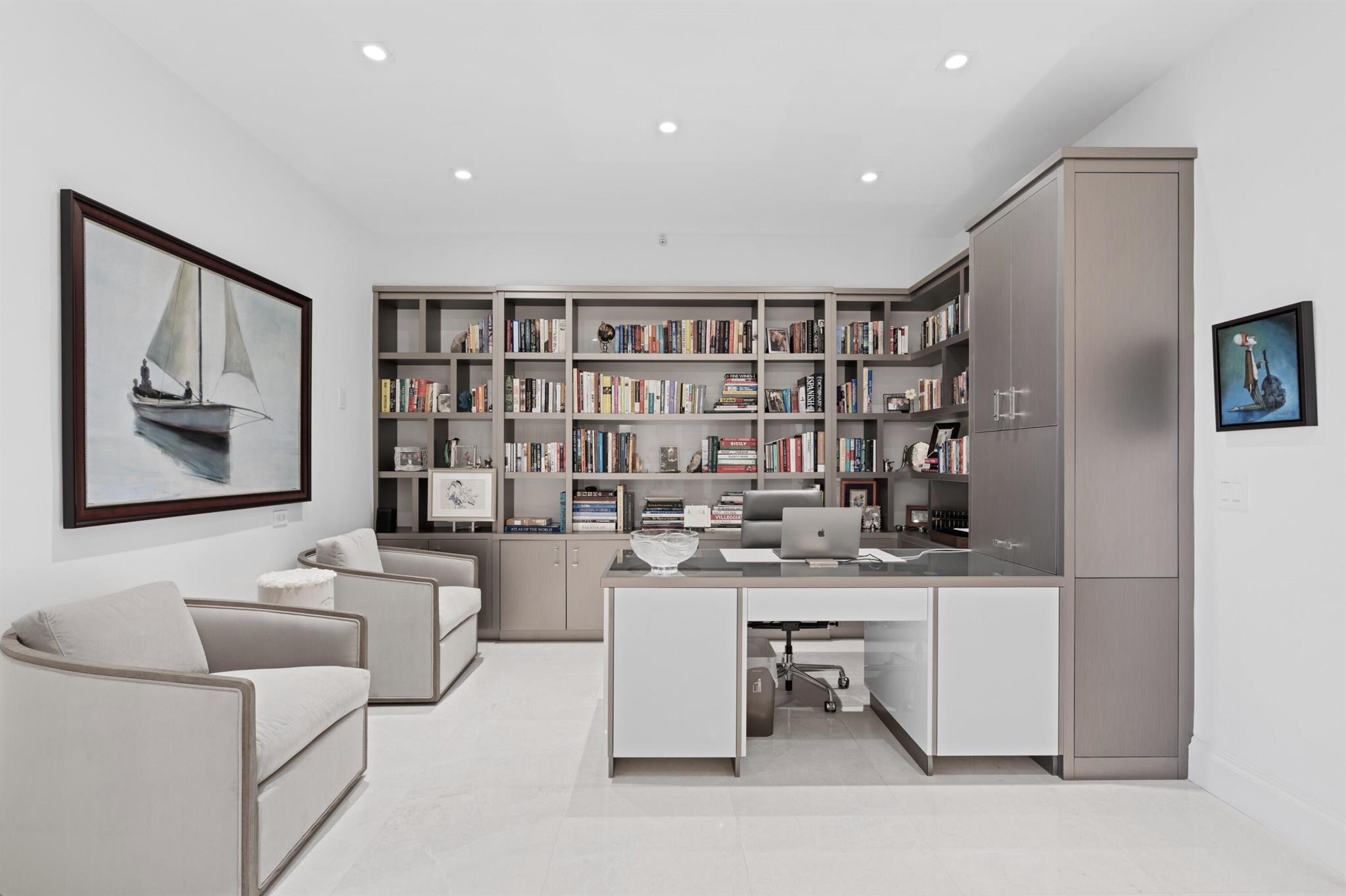 201 S Narcissus Avenue 504