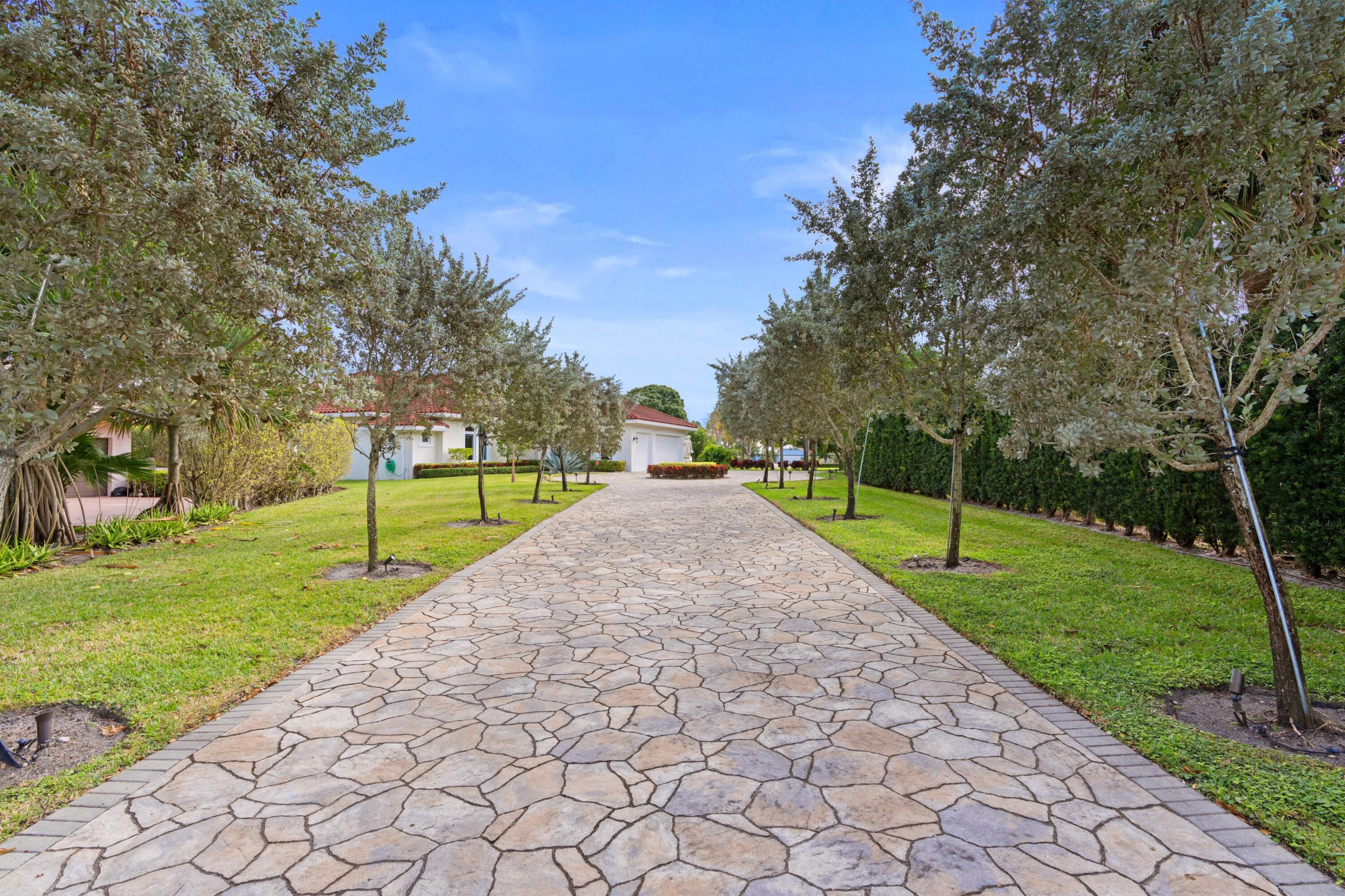 10 Firestone Circle