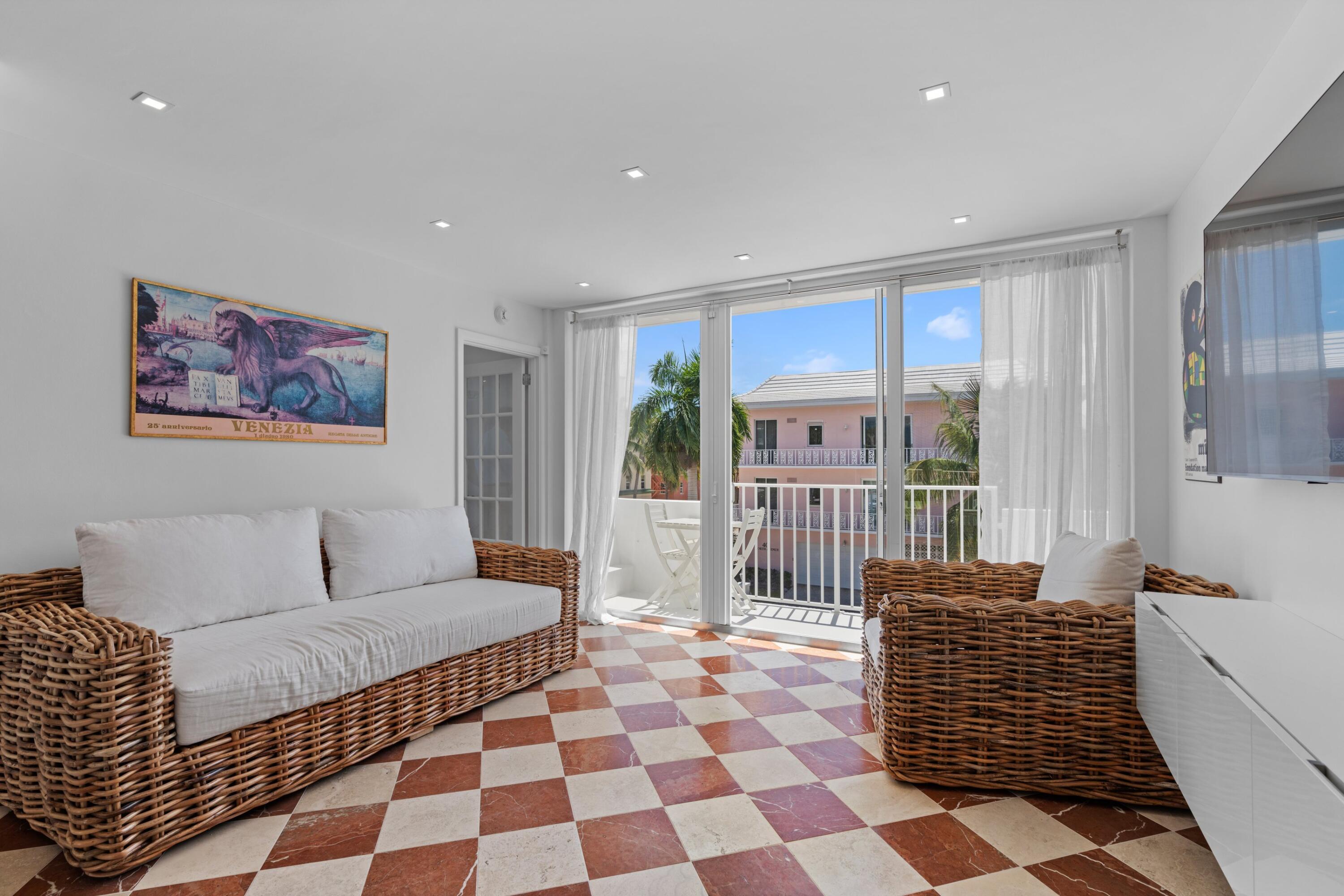 401 Peruvian Avenue 3020