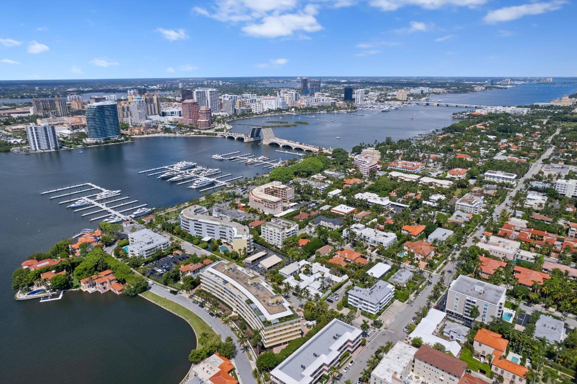 401 Peruvian Avenue 3020