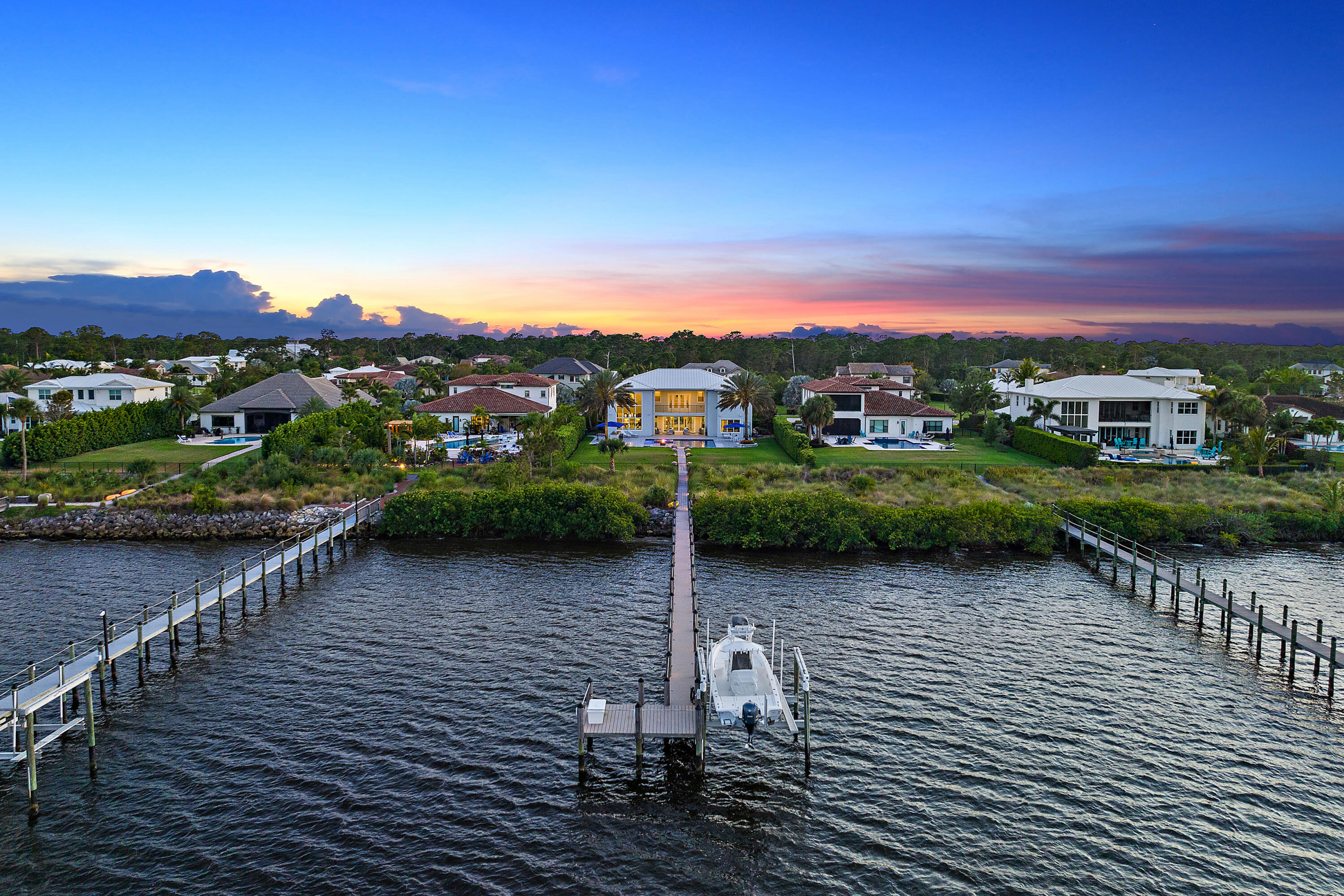 3050 NW Radcliffe Way