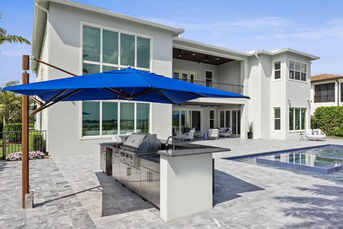 3050 NW Radcliffe Way