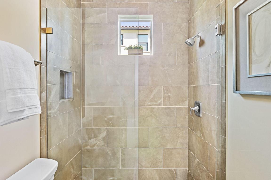 3050 NW Radcliffe Way