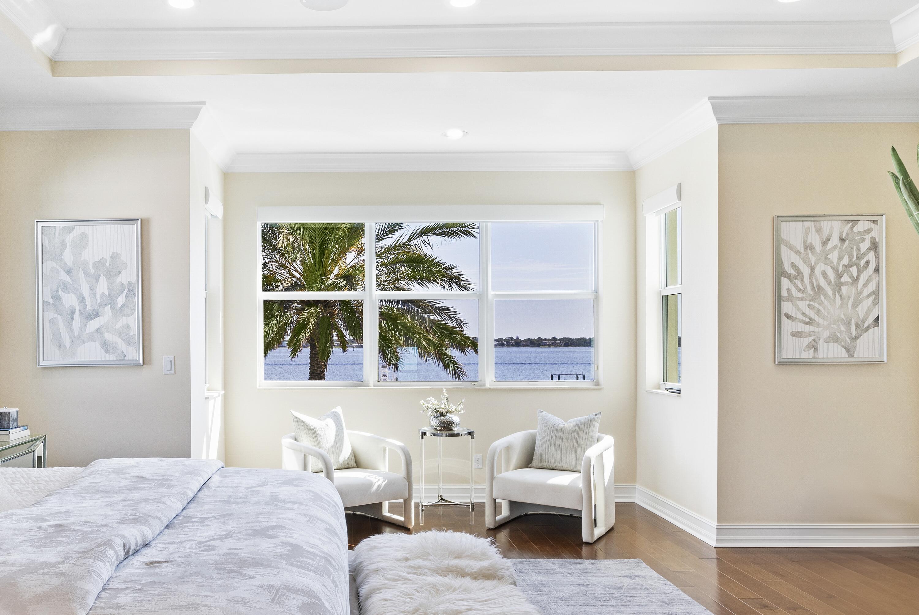 3050 NW Radcliffe Way