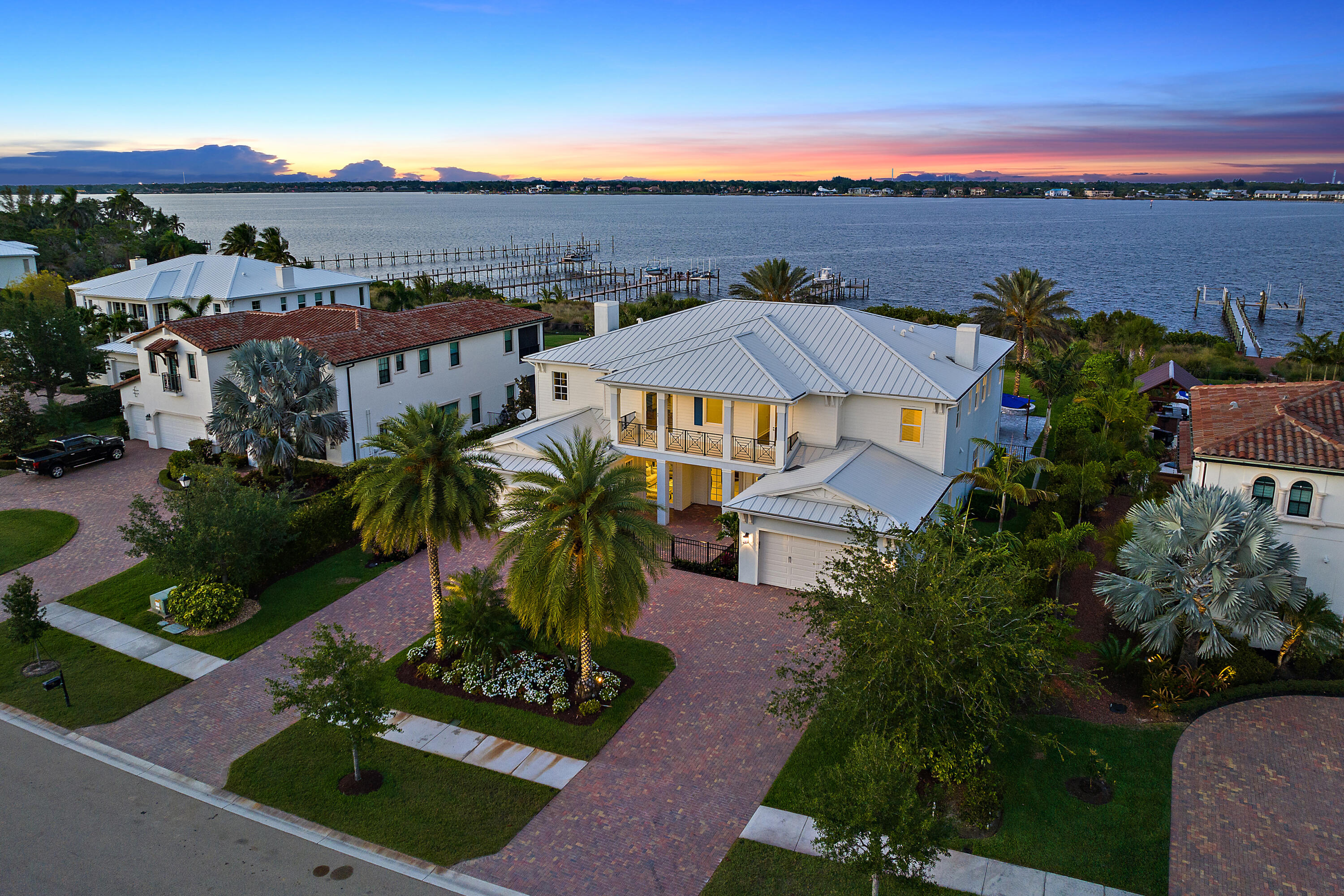 3050 NW Radcliffe Way