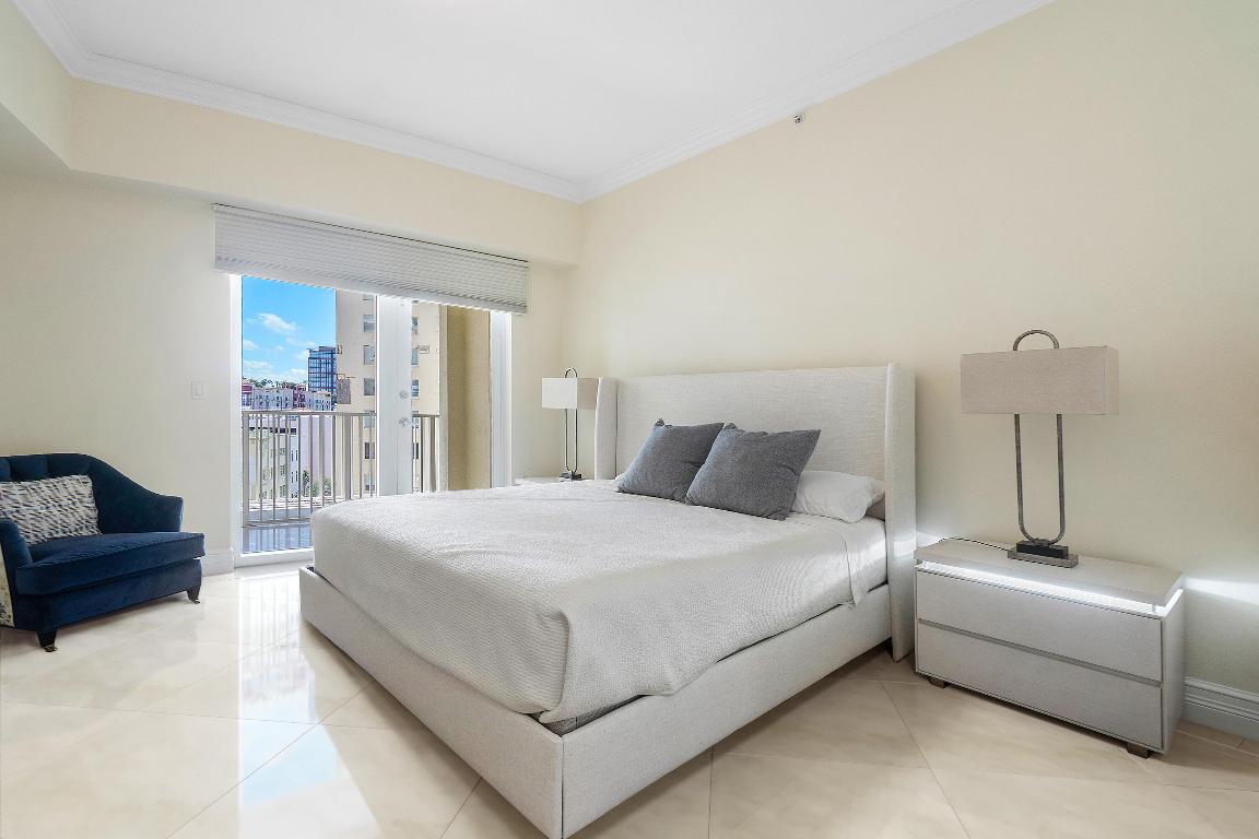 201 S Narcissus Avenue 605