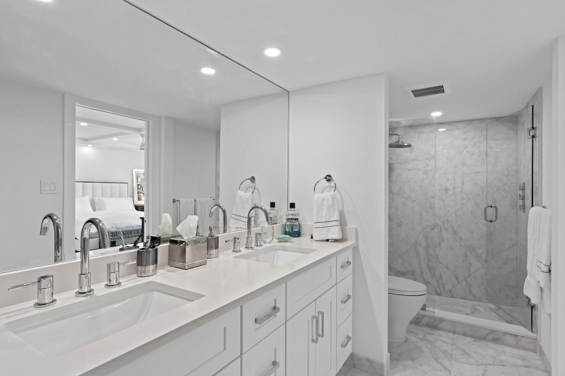 5380 N Ocean Drive 10d