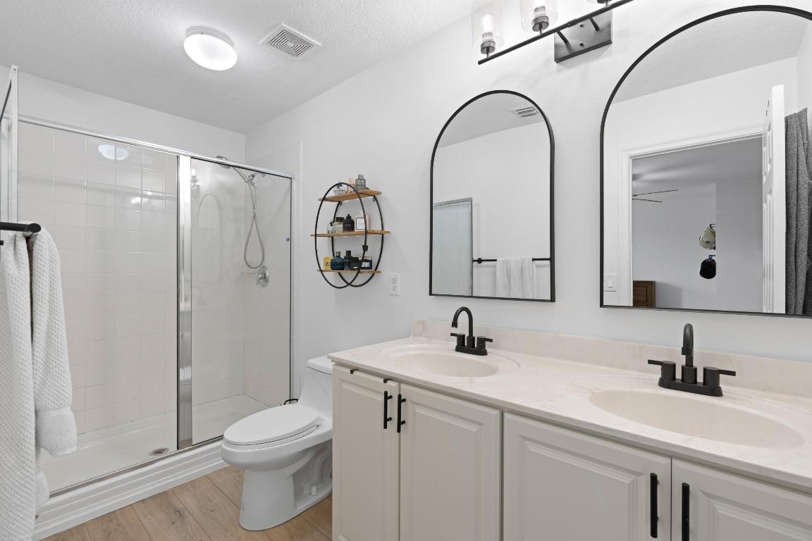 2970 SE Lexington Lakes Drive 2970