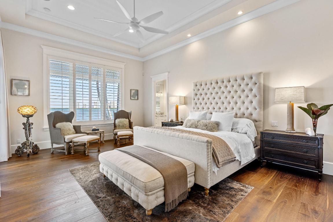 1030 Pine Point Road