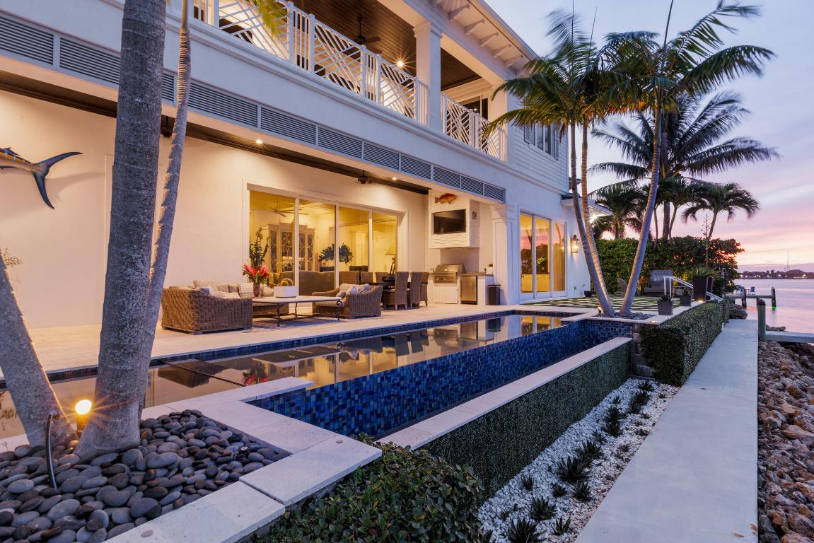 1030 Pine Point Road