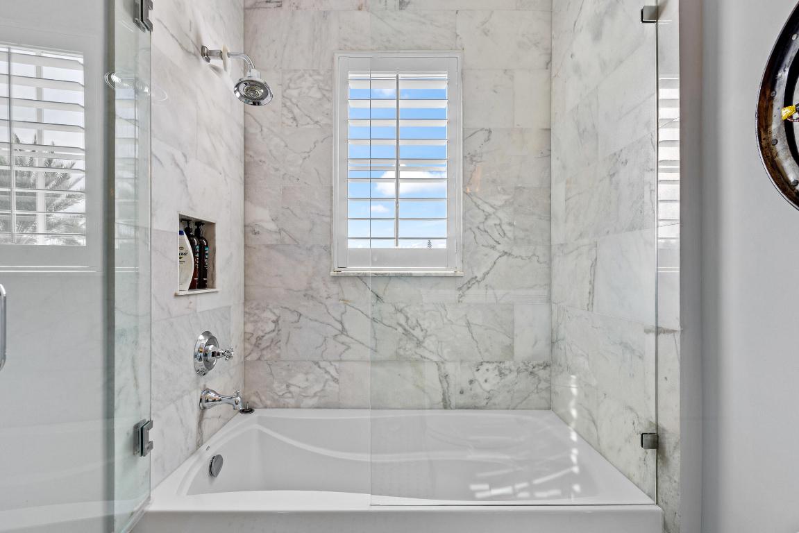 1030 Pine Point Road