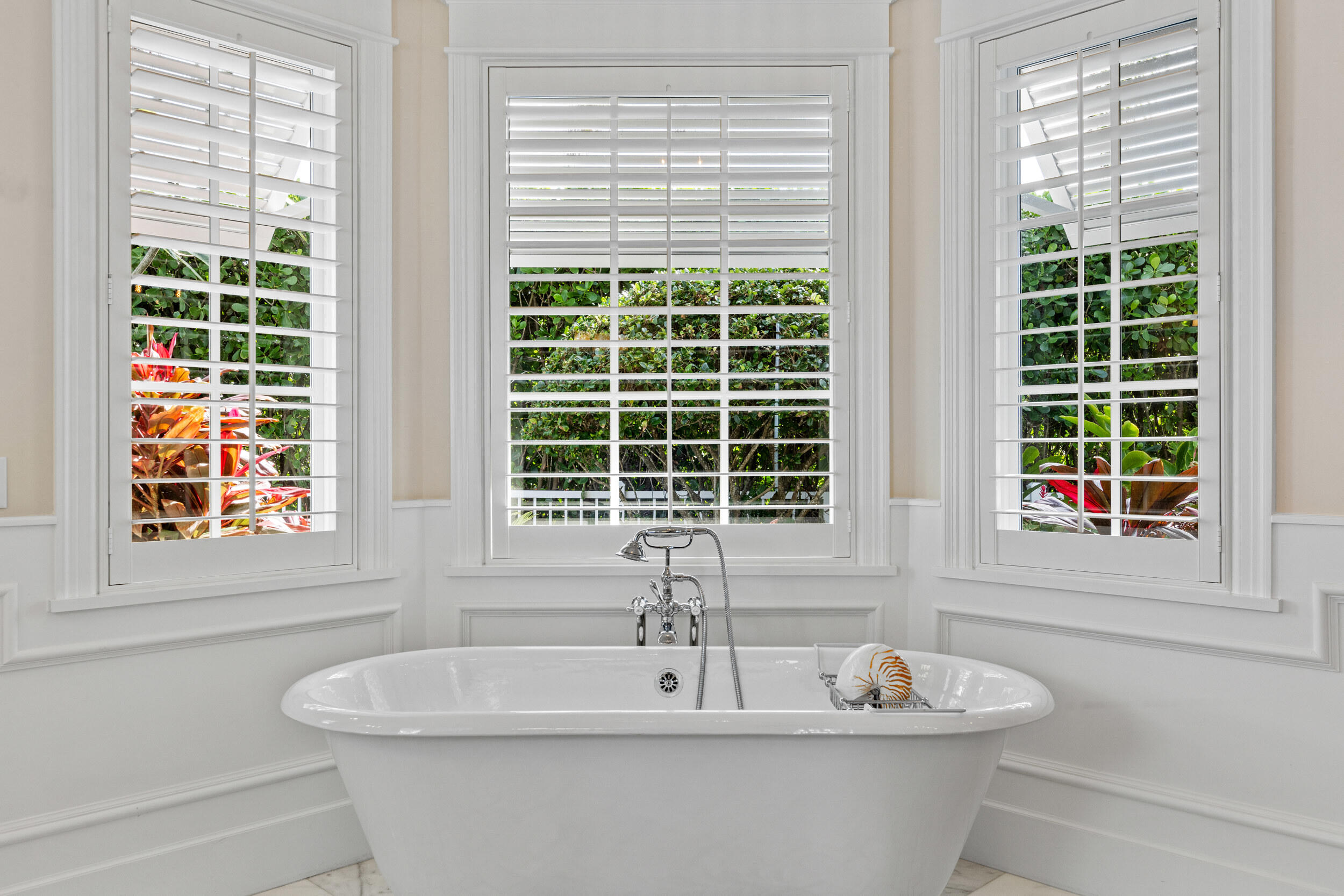 1030 Pine Point Road