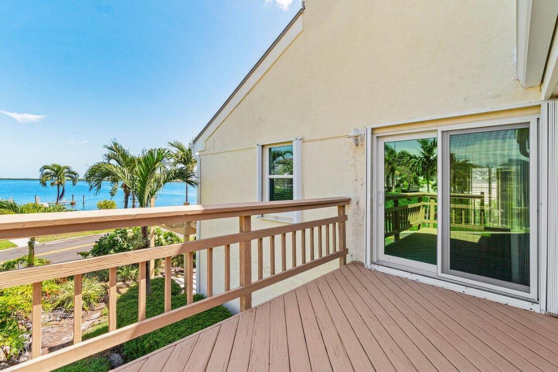 1031 Pine Point Road