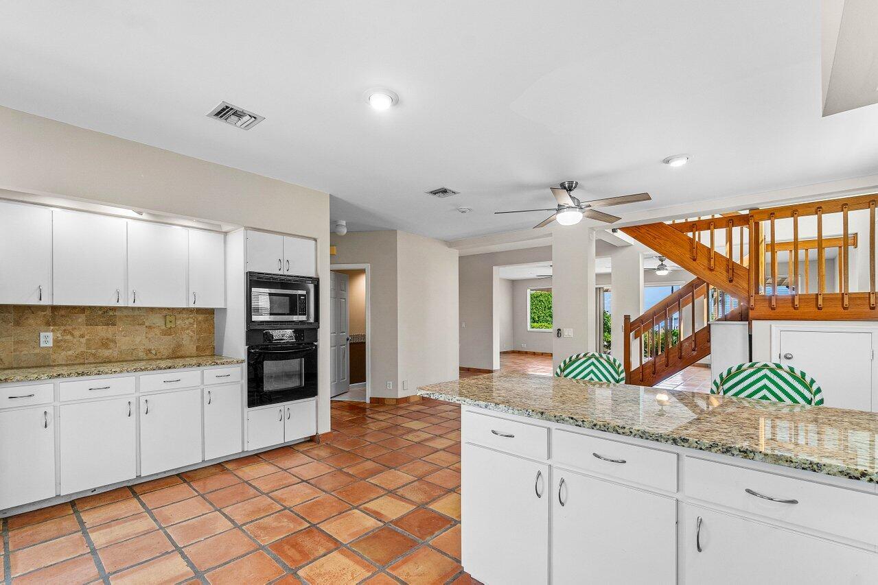 1031 Pine Point Road