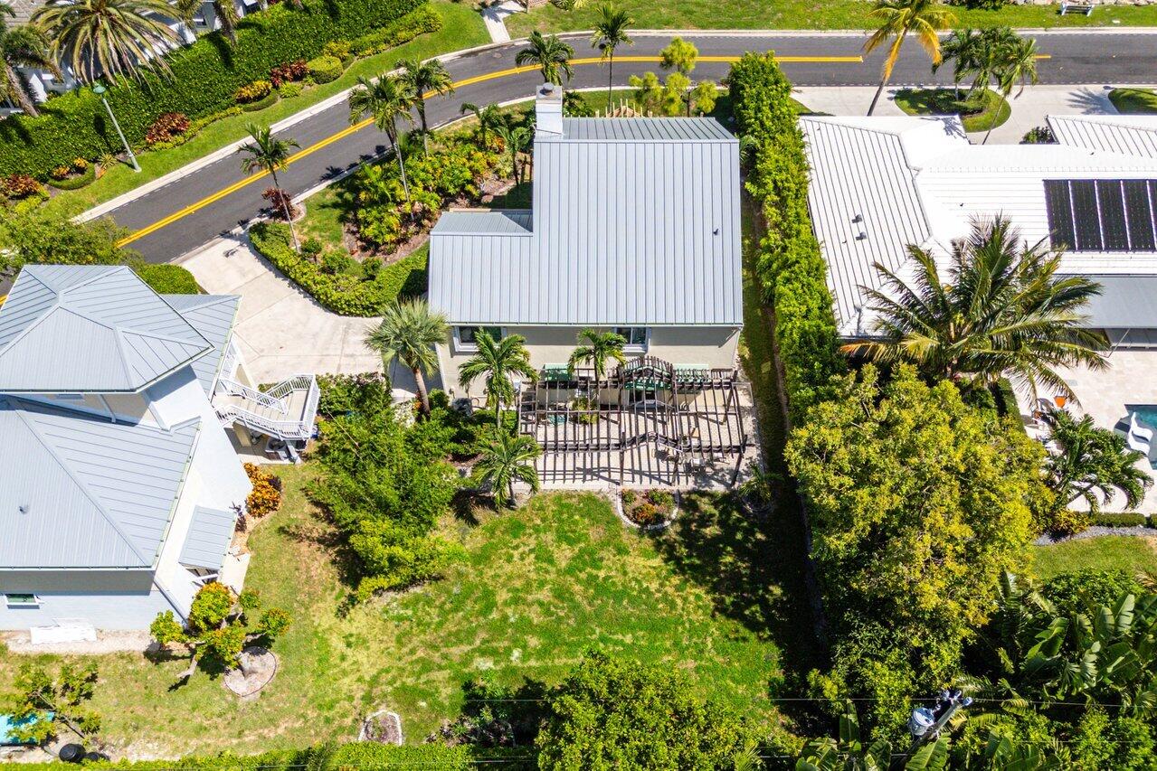 1031 Pine Point Road