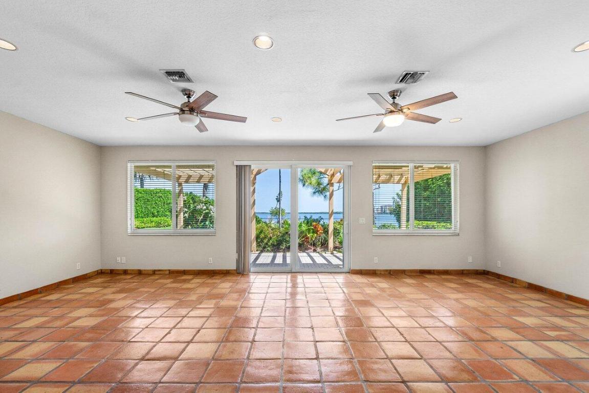 1031 Pine Point Road