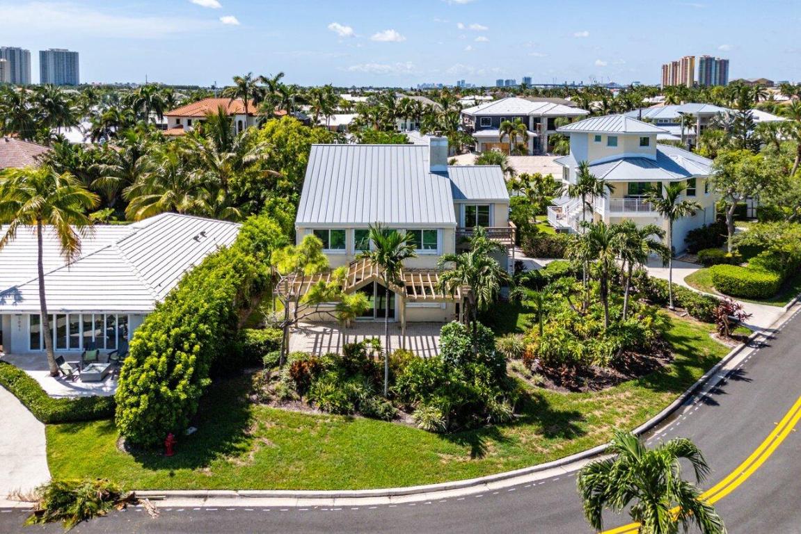 1031 Pine Point Road