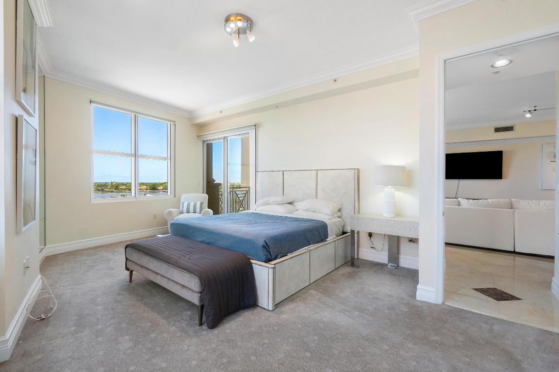 201 S Narcissus Avenue 605