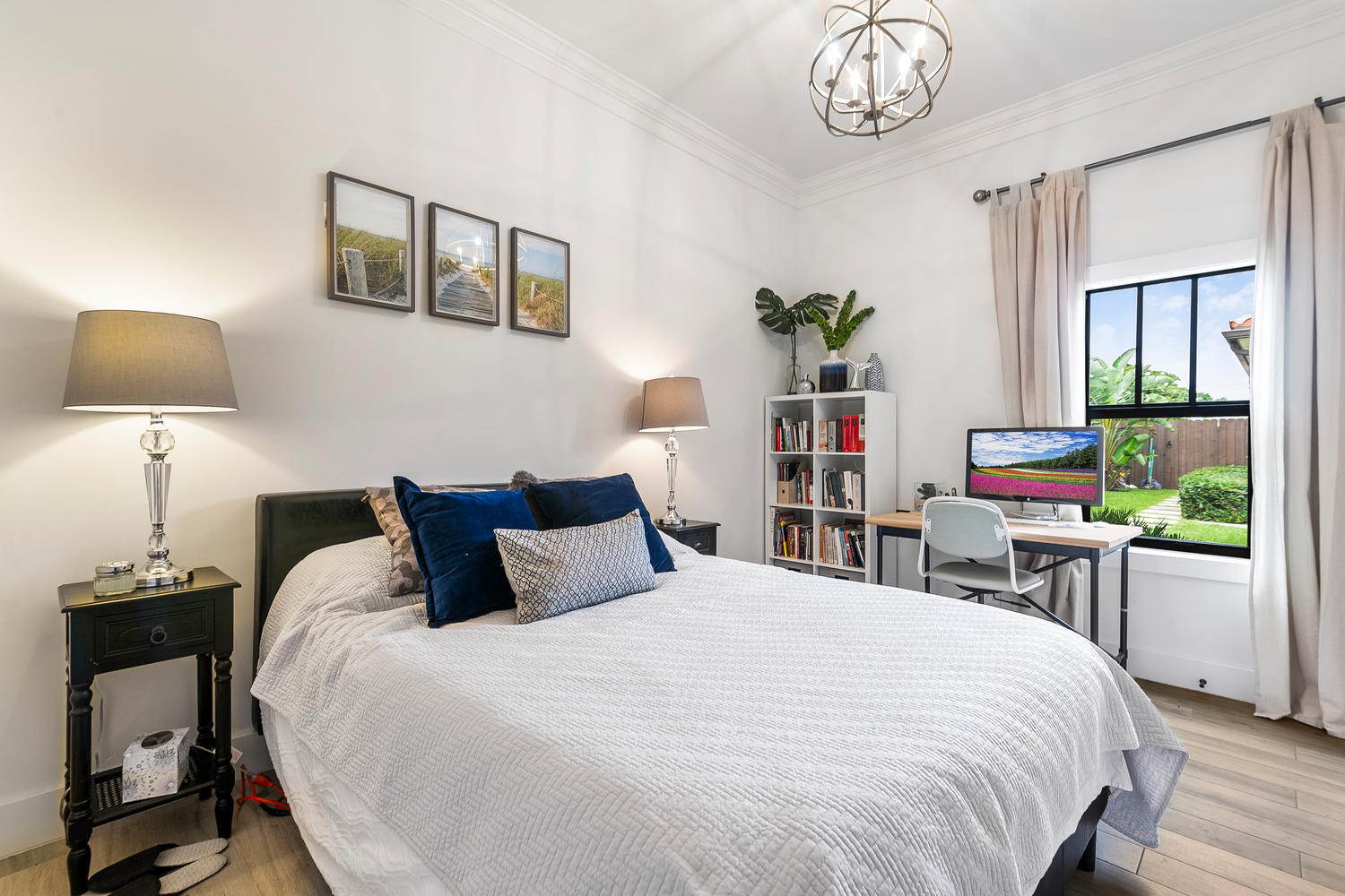 3505 Poinsettia Avenue