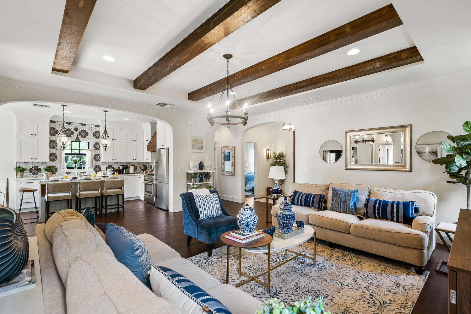 3505 Poinsettia Avenue