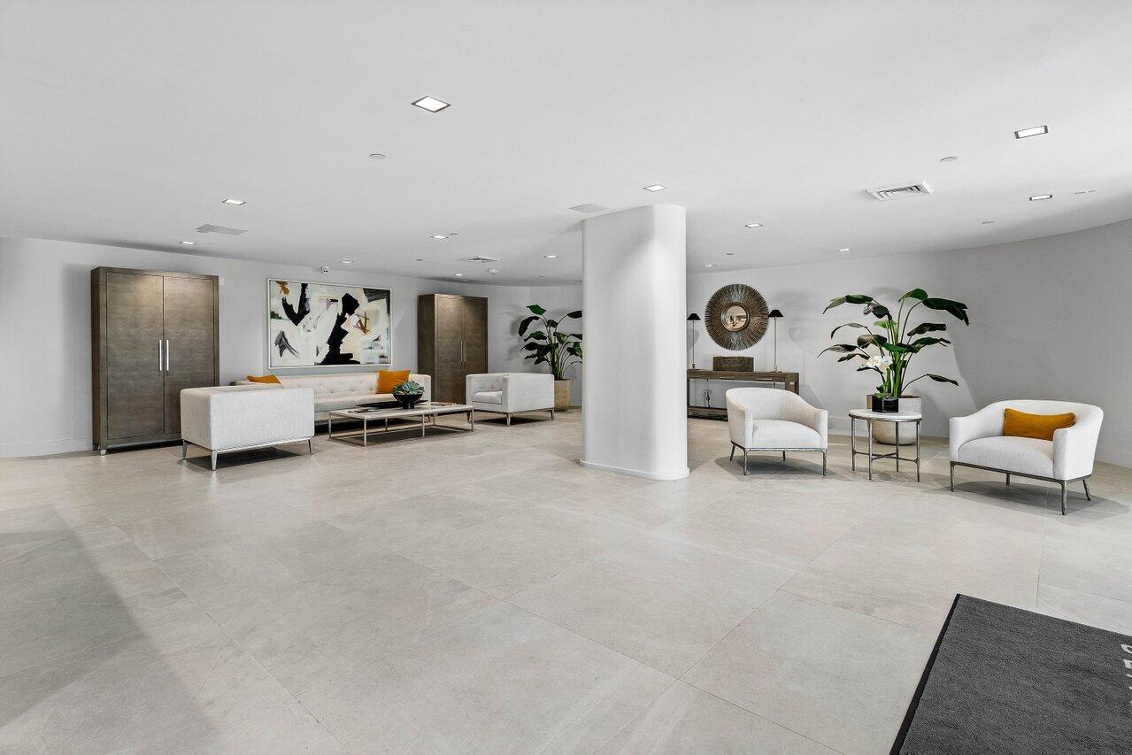 2660 S Ocean Boulevard 703s, Palm Beach Unit: 703s