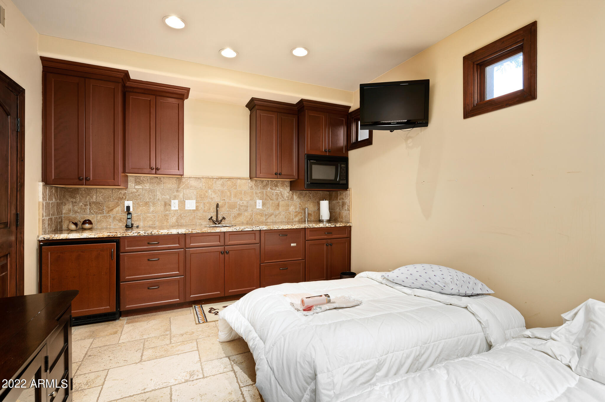 10162 E JOY RANCH Road E