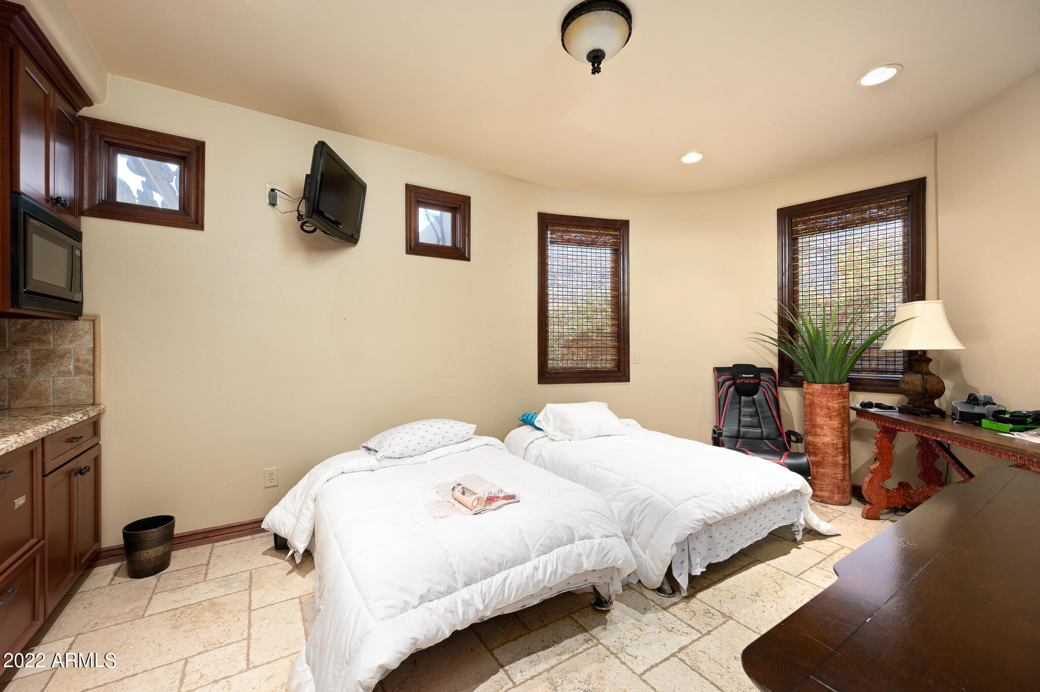 10162 E JOY RANCH Road E