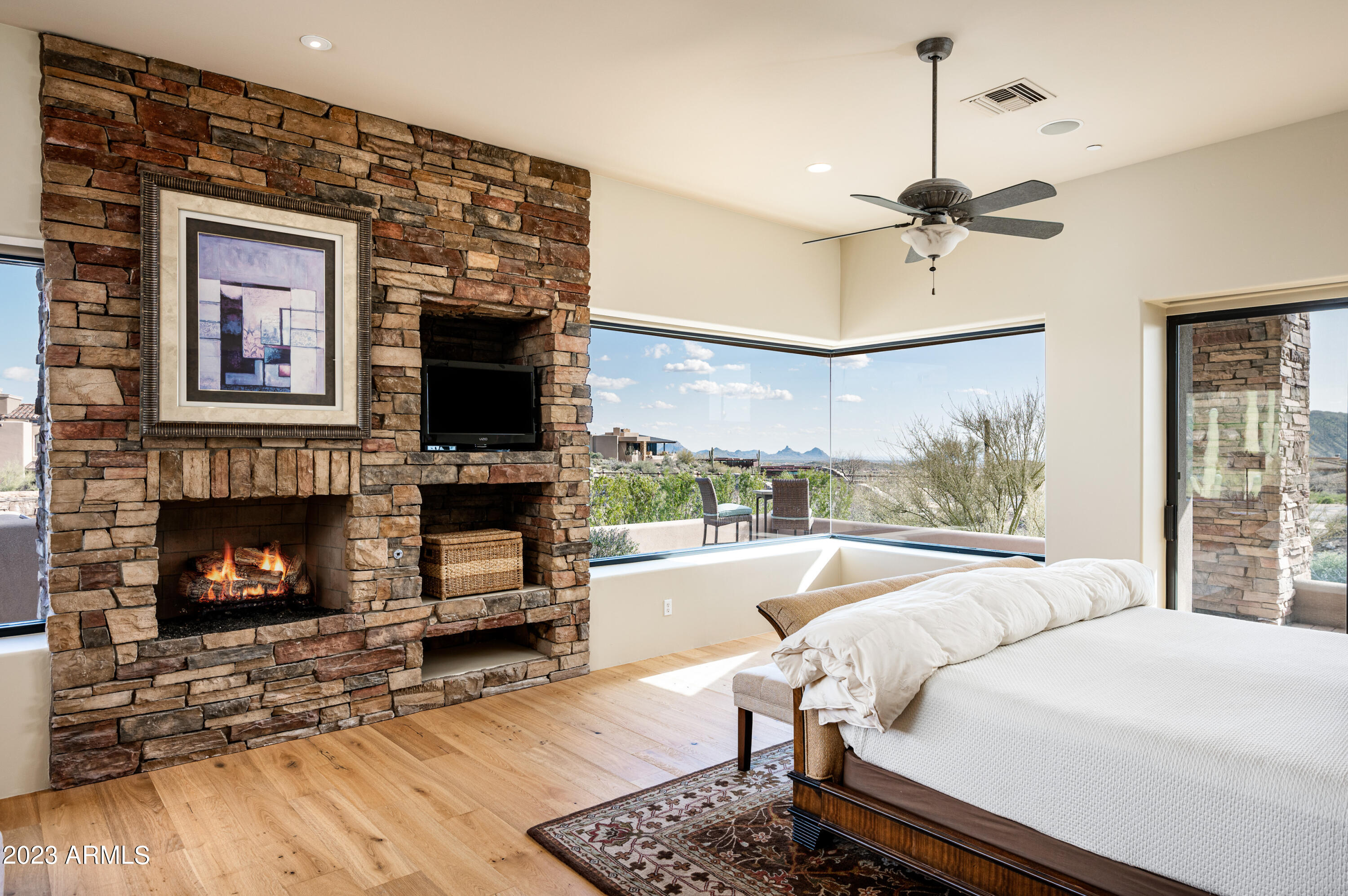 41591 N SAGUARO FOREST Drive