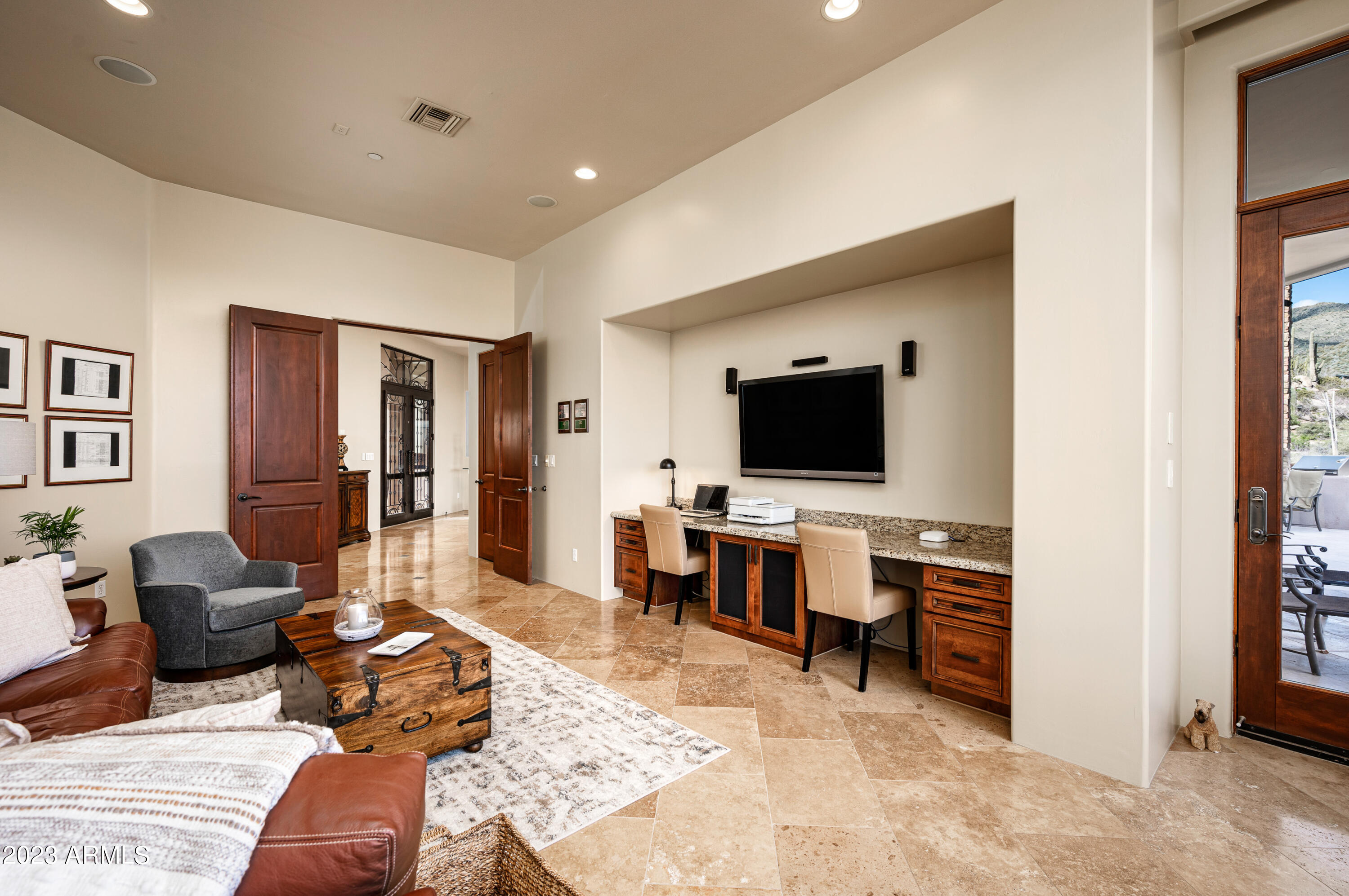 41591 N SAGUARO FOREST Drive