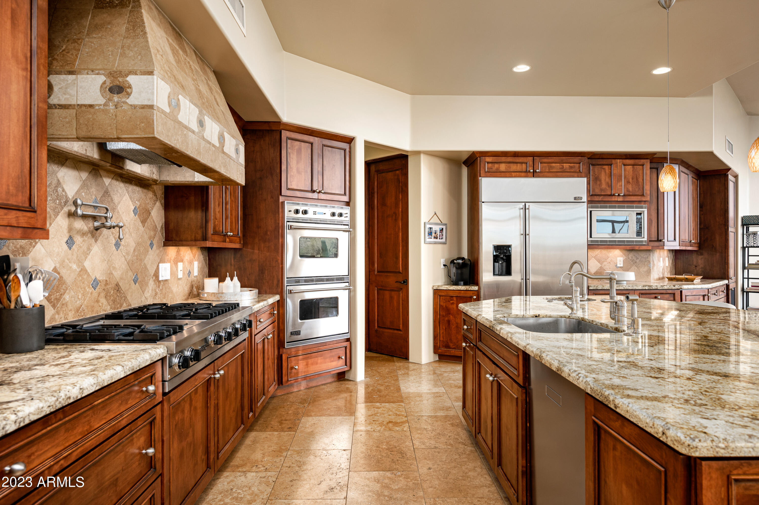 41591 N SAGUARO FOREST Drive