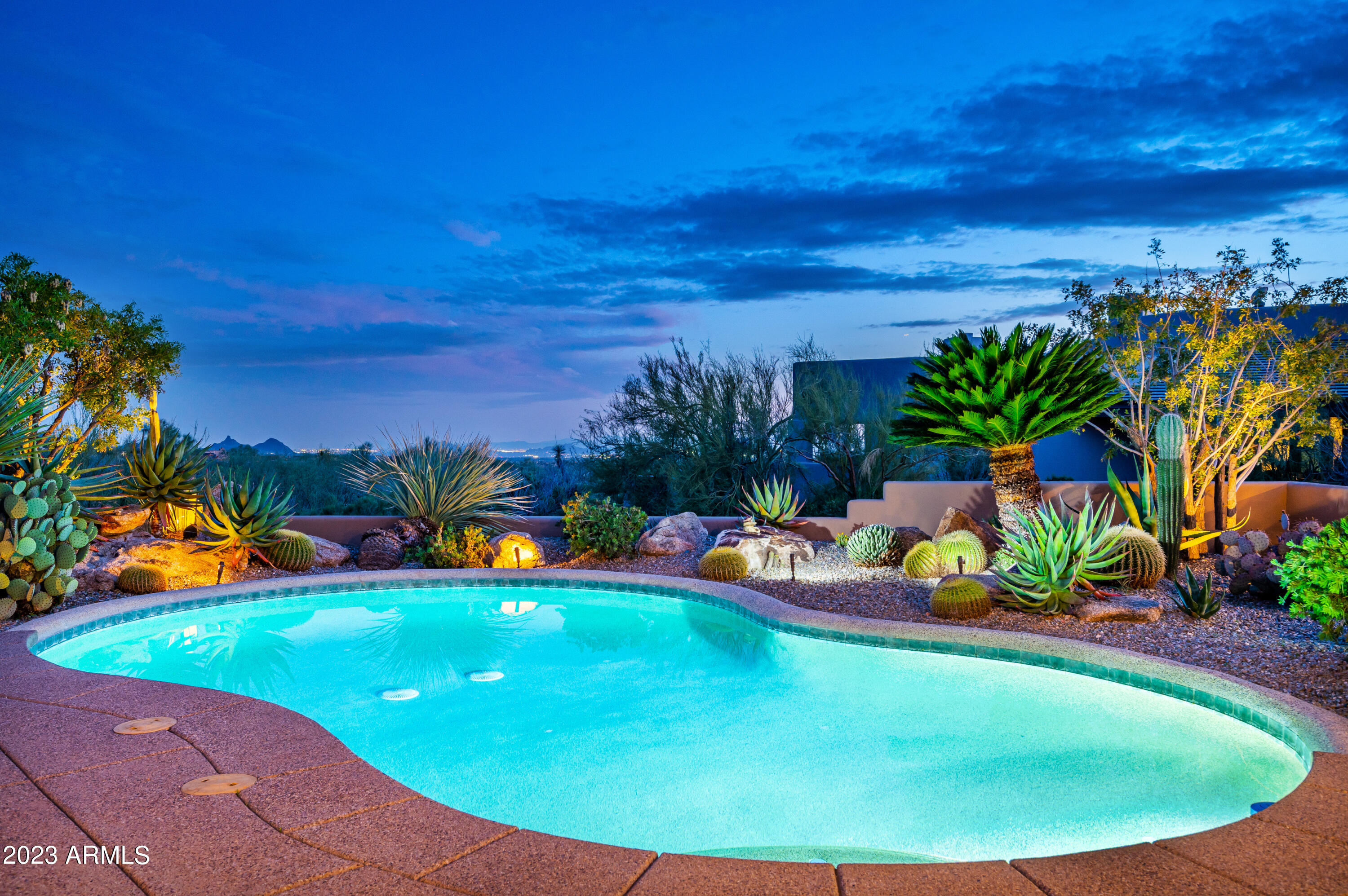 10641 E TAMARISK Way